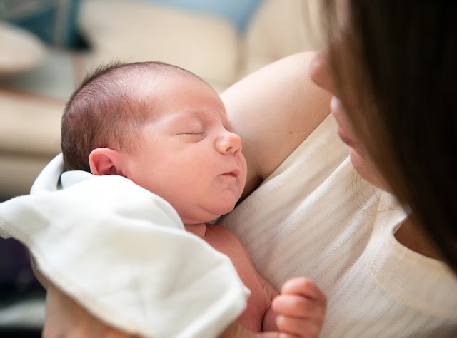 Carinho, Afeto e Atenção são Fundamentais para o Bom Desenvolvimento do Bebê – Guia do Bebê