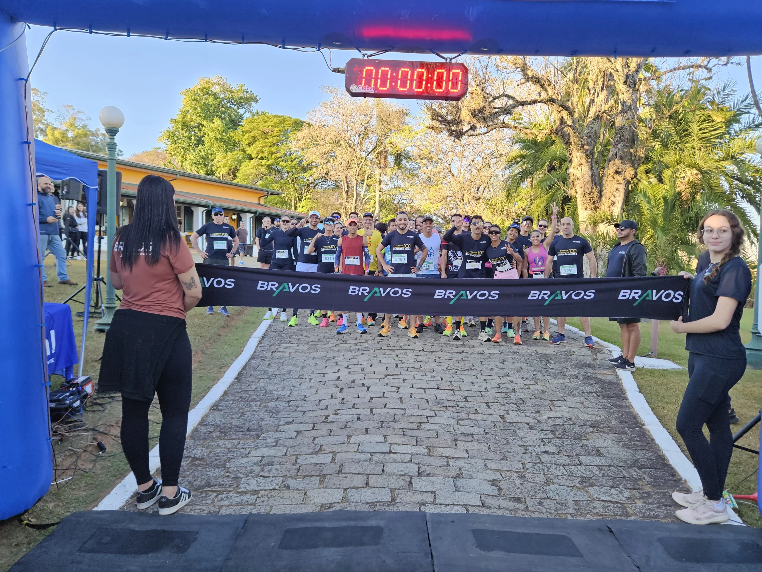 I Corrida e Caminhada do Centenário da SMCC reúne associados e convidados em manhã de esporte e celebração
