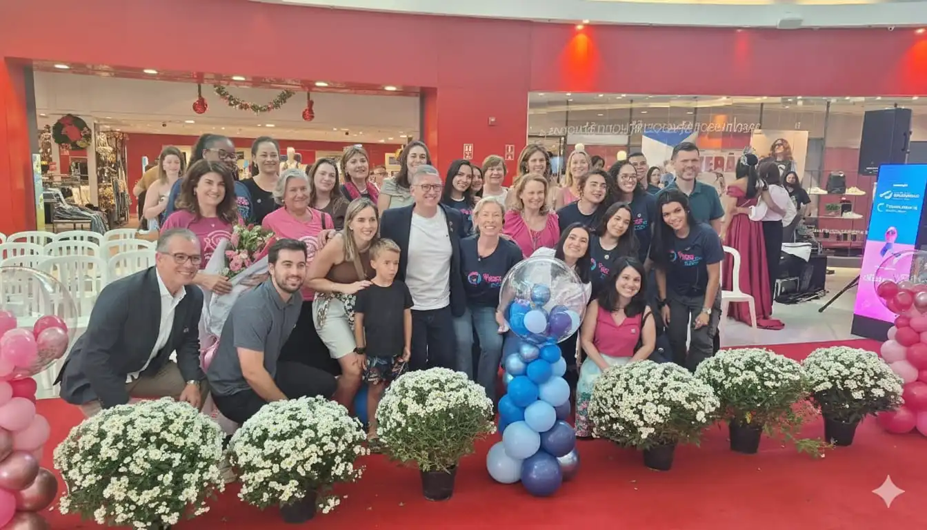 Desfile “Voluta Veste Rosa e Azul” trouxe histórias de superação